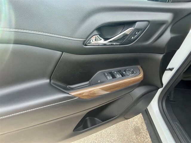 2021 GMC Acadia in Greenville, SC 29607 - 18089997 32