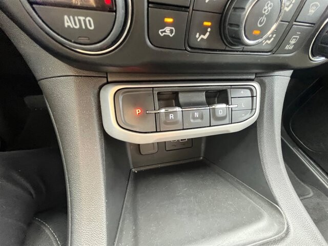 2021 GMC Acadia in Greenville, SC 29607 - 18089997 38