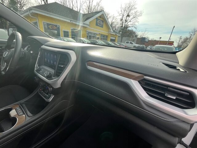 2021 GMC Acadia in Greenville, SC 29607 - 18089997 17