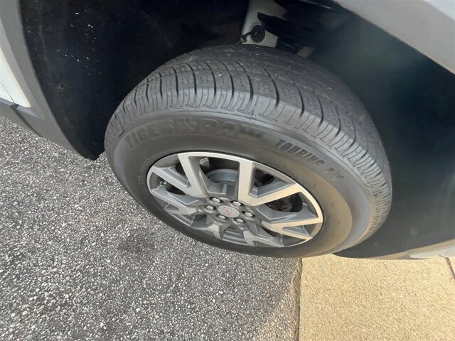 2021 GMC Acadia in Greenville, SC 29607 - 18089997 9