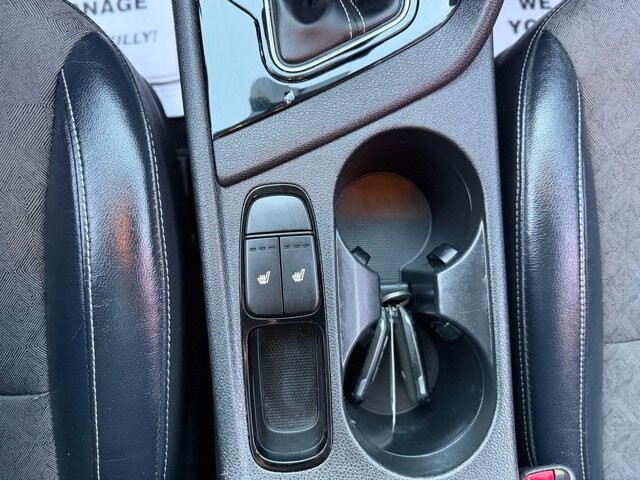 2017 Kia Niro in Knoxville, TN 37920 - 18089998 24