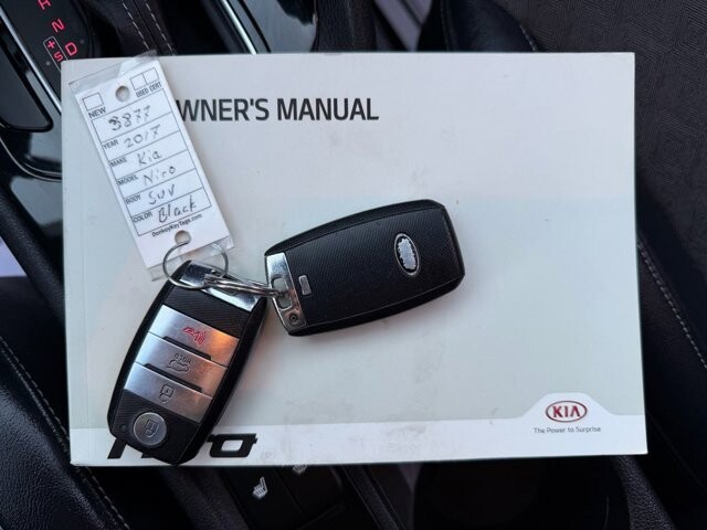2017 Kia Niro in Knoxville, TN 37920 - 18089998 25