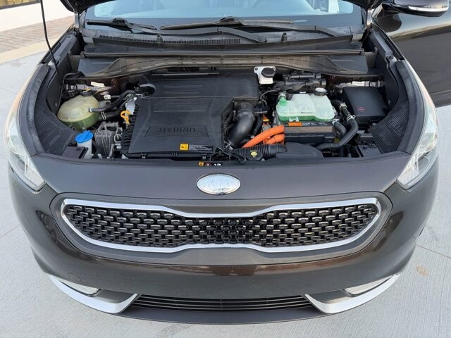 2017 Kia Niro in Knoxville, TN 37920 - 18089998 30