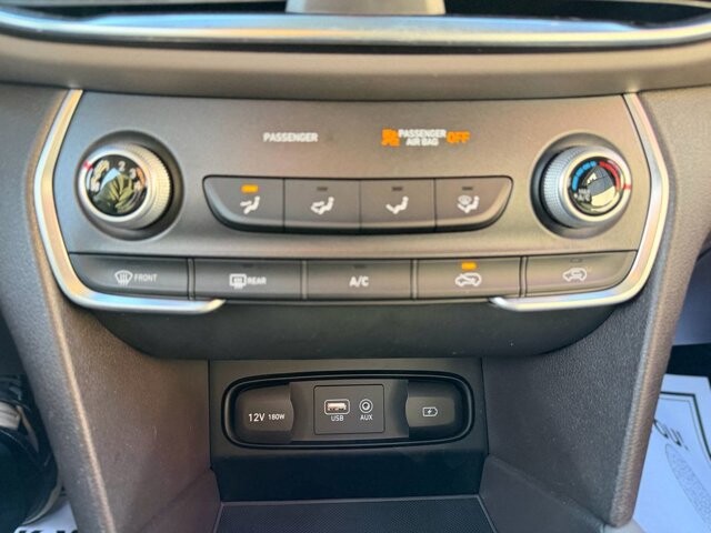 2019 Hyundai Santa Fe in Knoxville, TN 37920 - 18089999 24