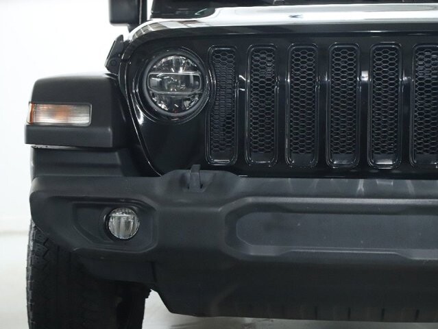 2020 Jeep Wrangler in Bedford, OH 44146 - 18090000 6