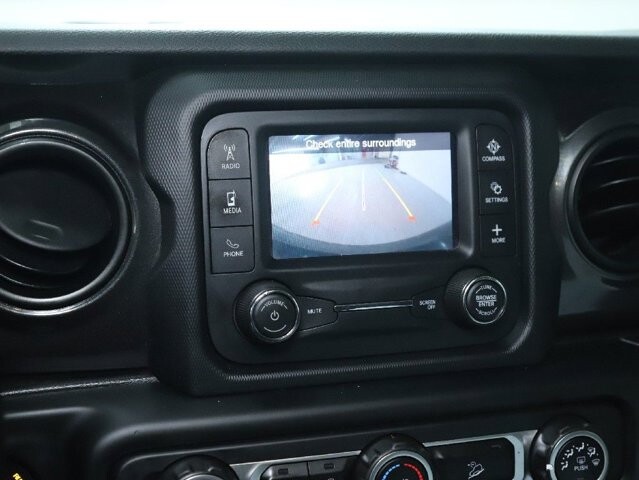 2020 Jeep Wrangler in Bedford, OH 44146 - 18090000 27