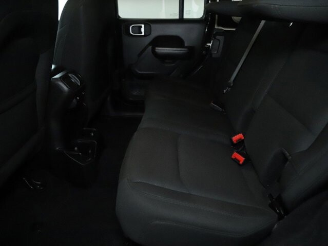 2020 Jeep Wrangler in Bedford, OH 44146 - 18090000 14