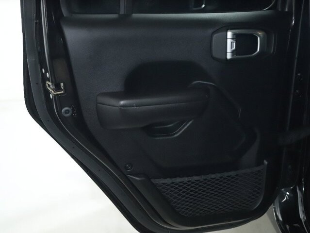 2020 Jeep Wrangler in Bedford, OH 44146 - 18090000 13