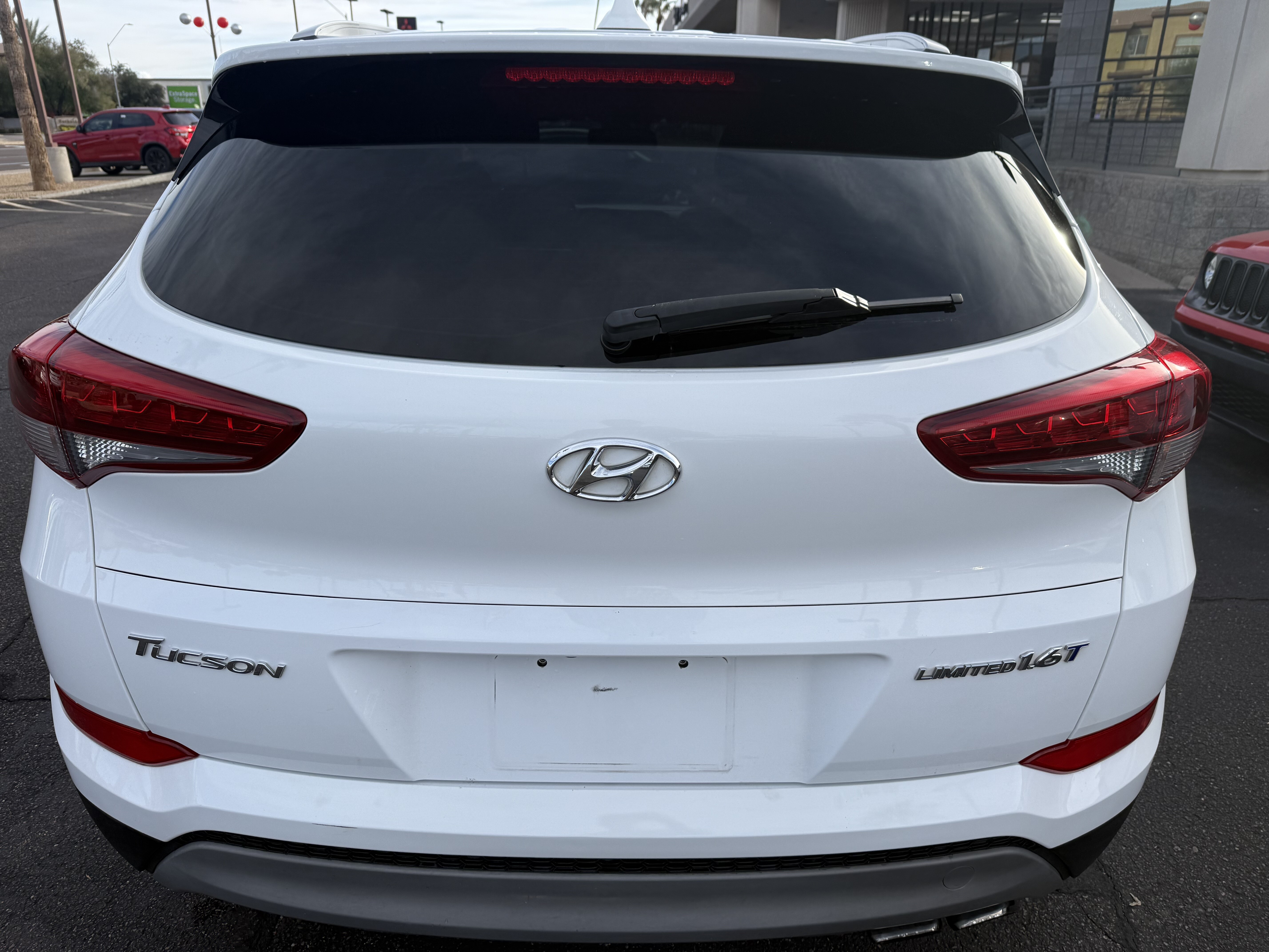 2018 Hyundai Tucson in Phoenix, AZ 85022 - 18090013 5