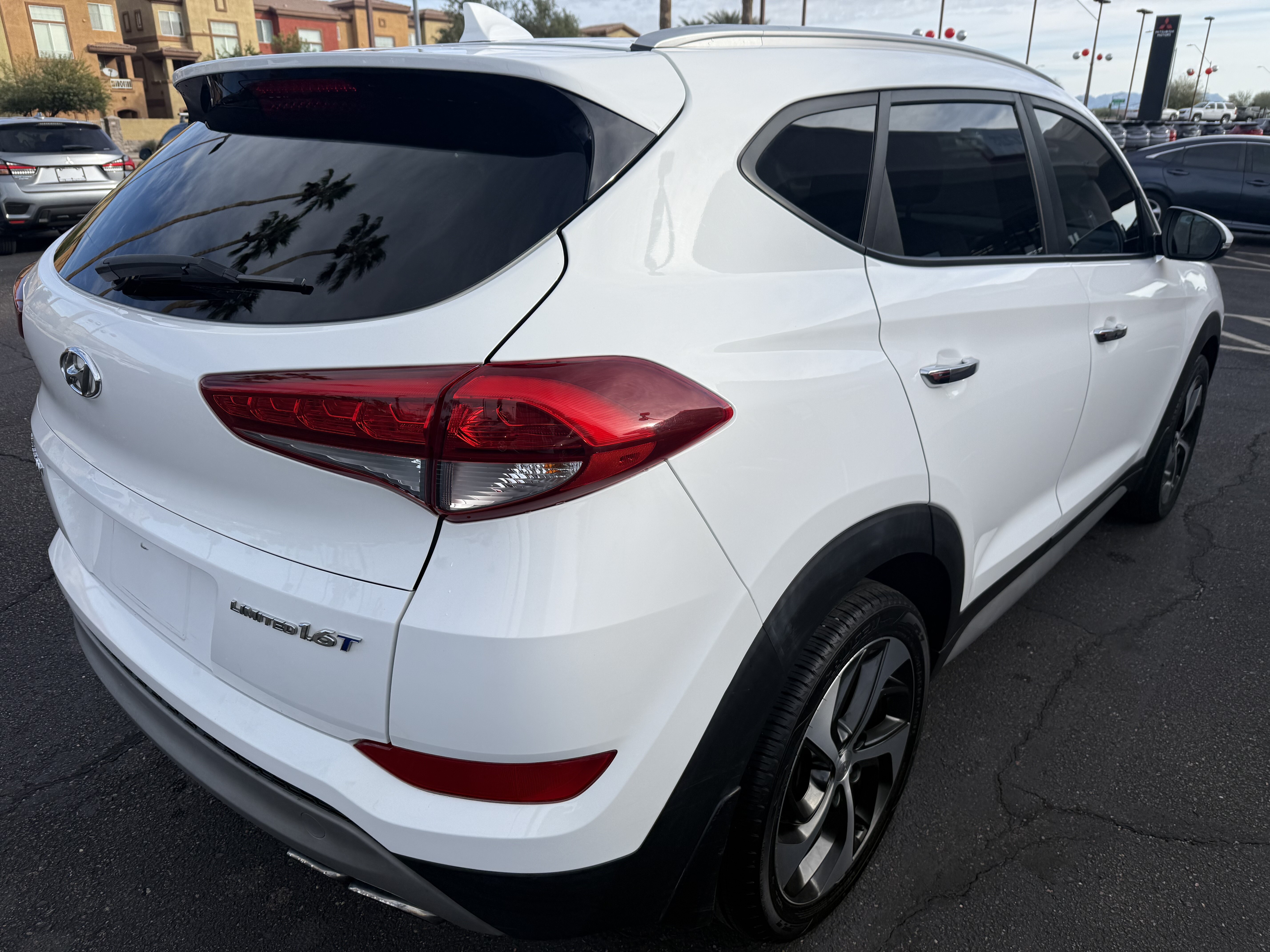2018 Hyundai Tucson in Phoenix, AZ 85022 - 18090013 4