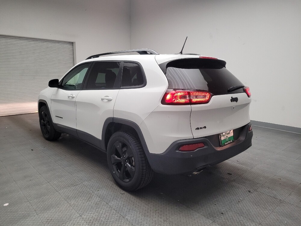2018 Jeep Cherokee in Riverside, CA 92504 - 18090019 5