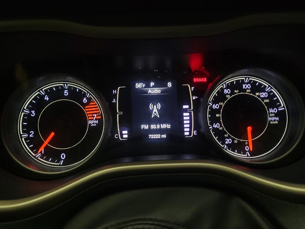 2018 Jeep Cherokee in Riverside, CA 92504 - 18090019 23