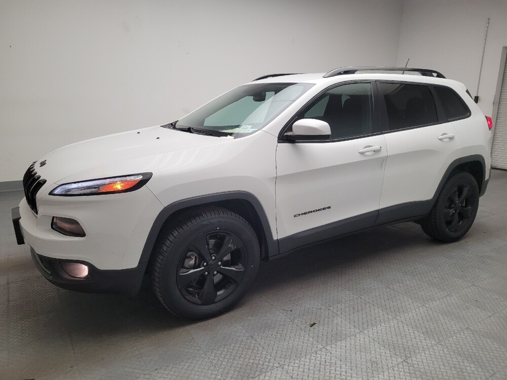 2018 Jeep Cherokee in Riverside, CA 92504 - 18090019 2