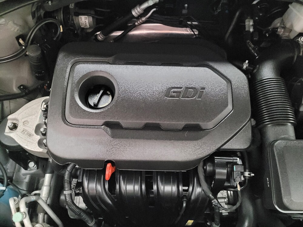 2018 Kia Sorento in Downey, CA 90241 - 18090025 30