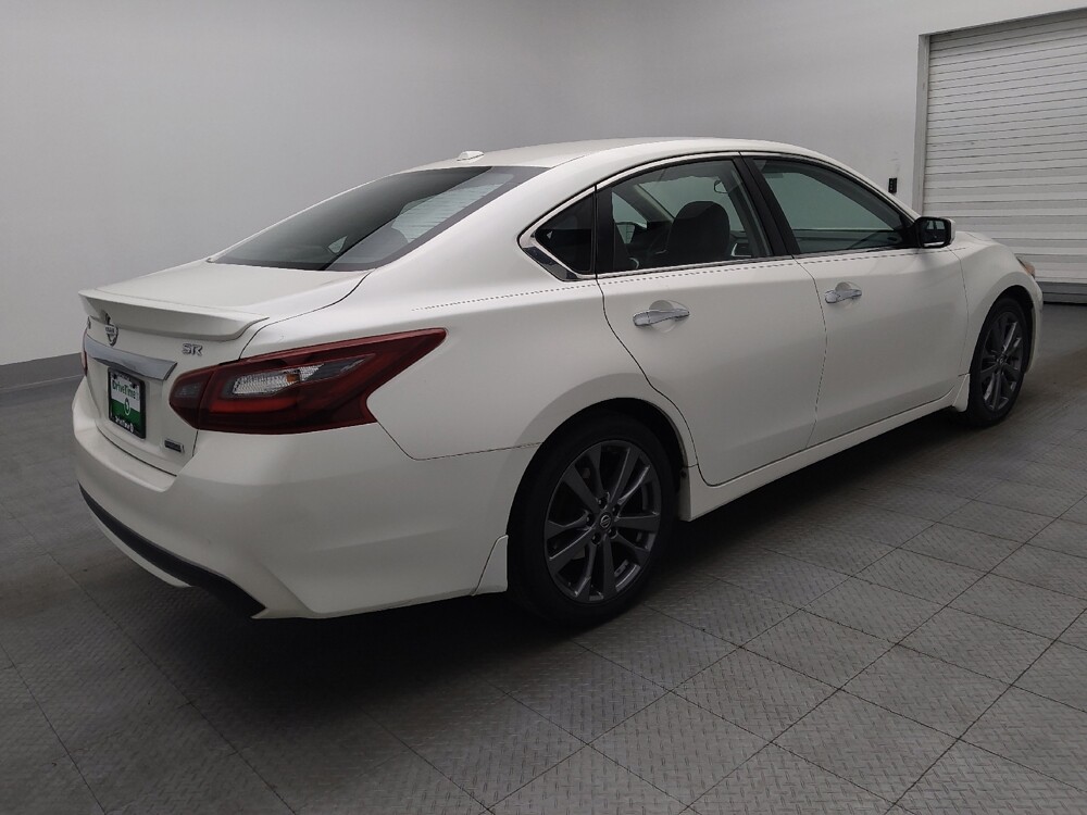 2018 Nissan Altima in Conway, SC 29526 - 18090031 10