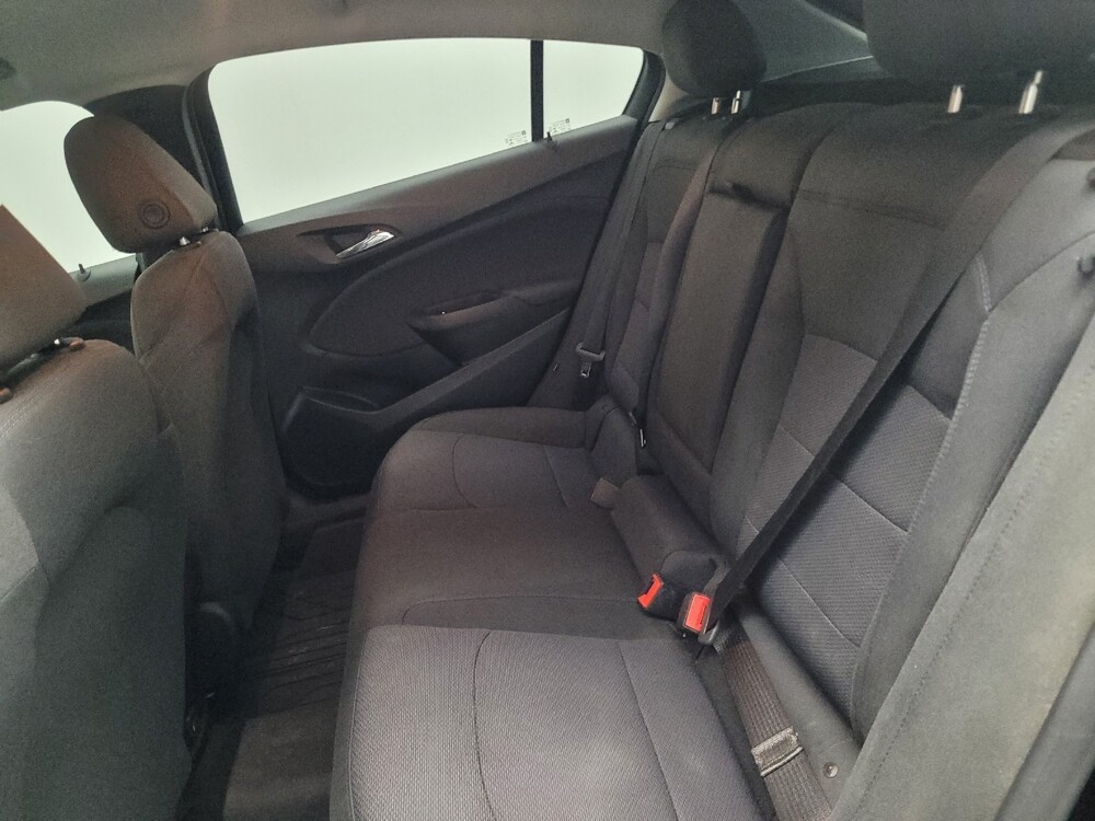 2019 Chevrolet Cruze in Albany, GA 31705 - 18090032 18