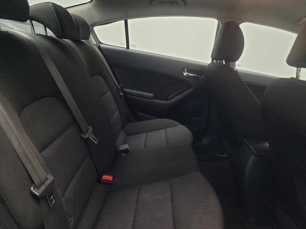 2016 Kia Forte in Knoxville, TN 37923 - 18090036 19