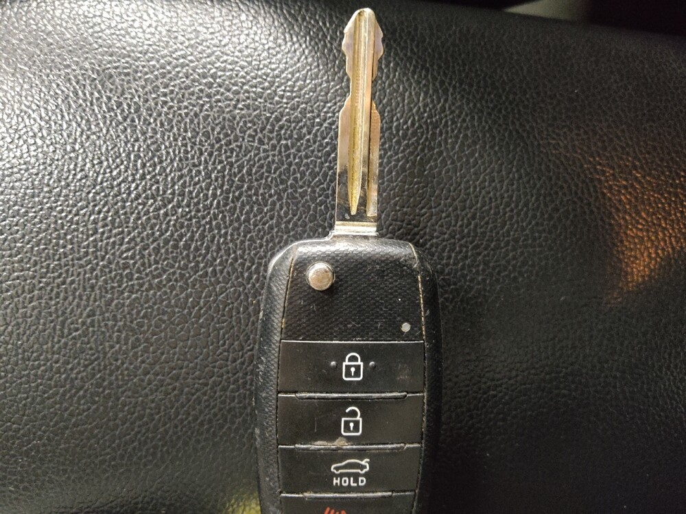 2016 Kia Forte in Knoxville, TN 37923 - 18090036 32