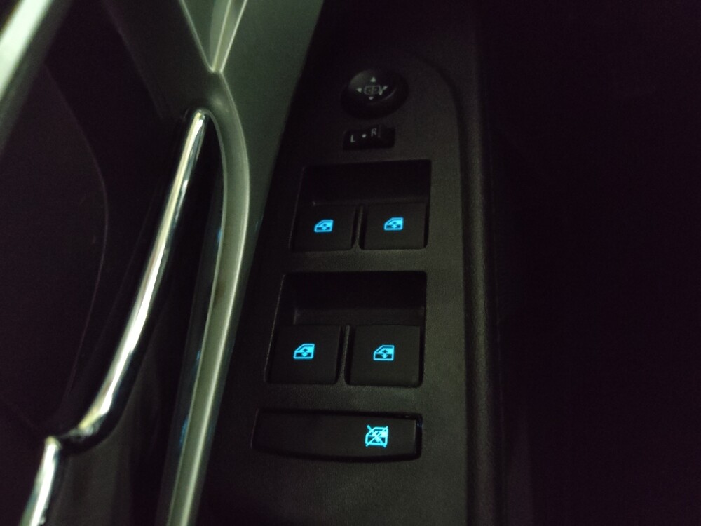 2017 Chevrolet Equinox in Jackson, MS 39211 - 18090039 27