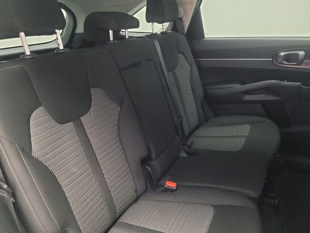 2022 Kia Sorento in Conyers, GA 30094 - 18090040 19