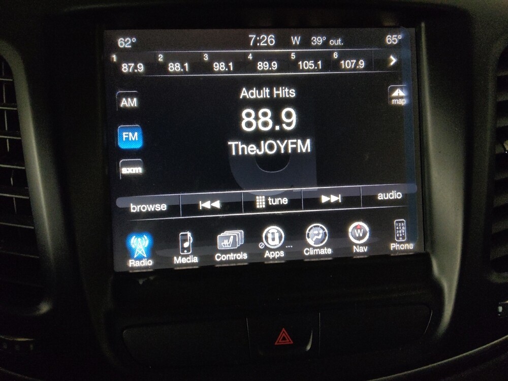 2017 Chrysler 200 in Chattanooga, TN 37421 - 18090041 25