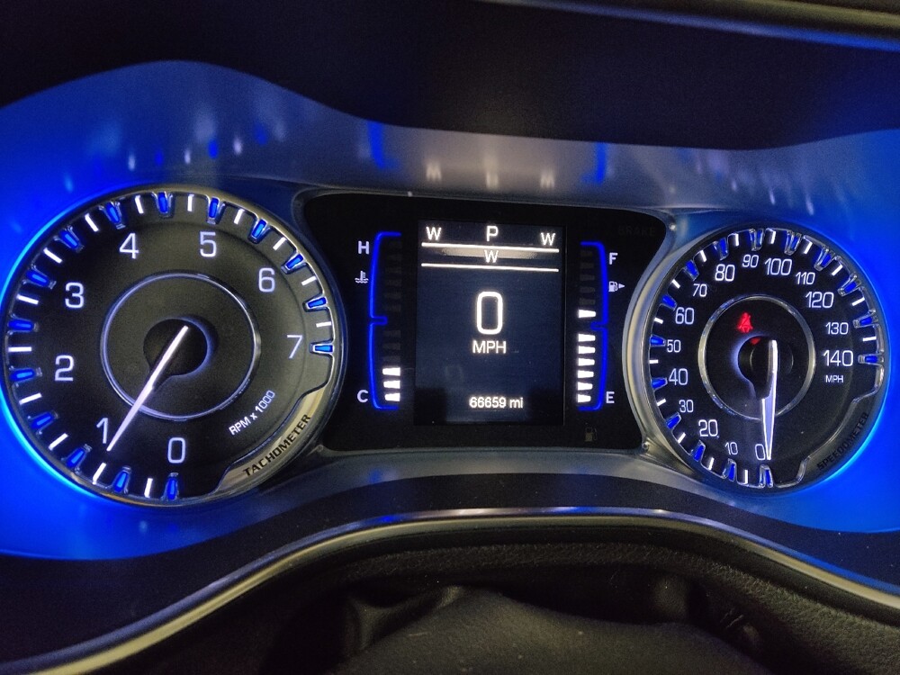 2017 Chrysler 200 in Chattanooga, TN 37421 - 18090041 23