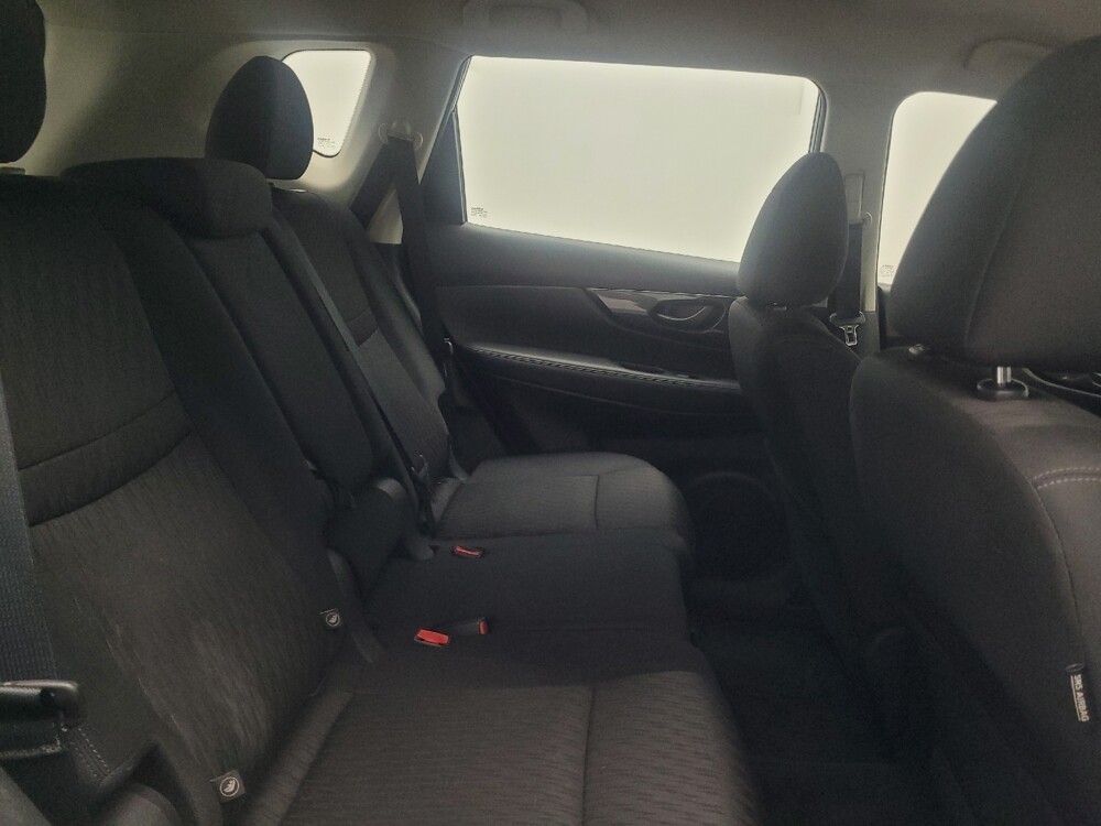 2019 Nissan Rogue in Stone Mountain, GA 30083 - 18090045 19