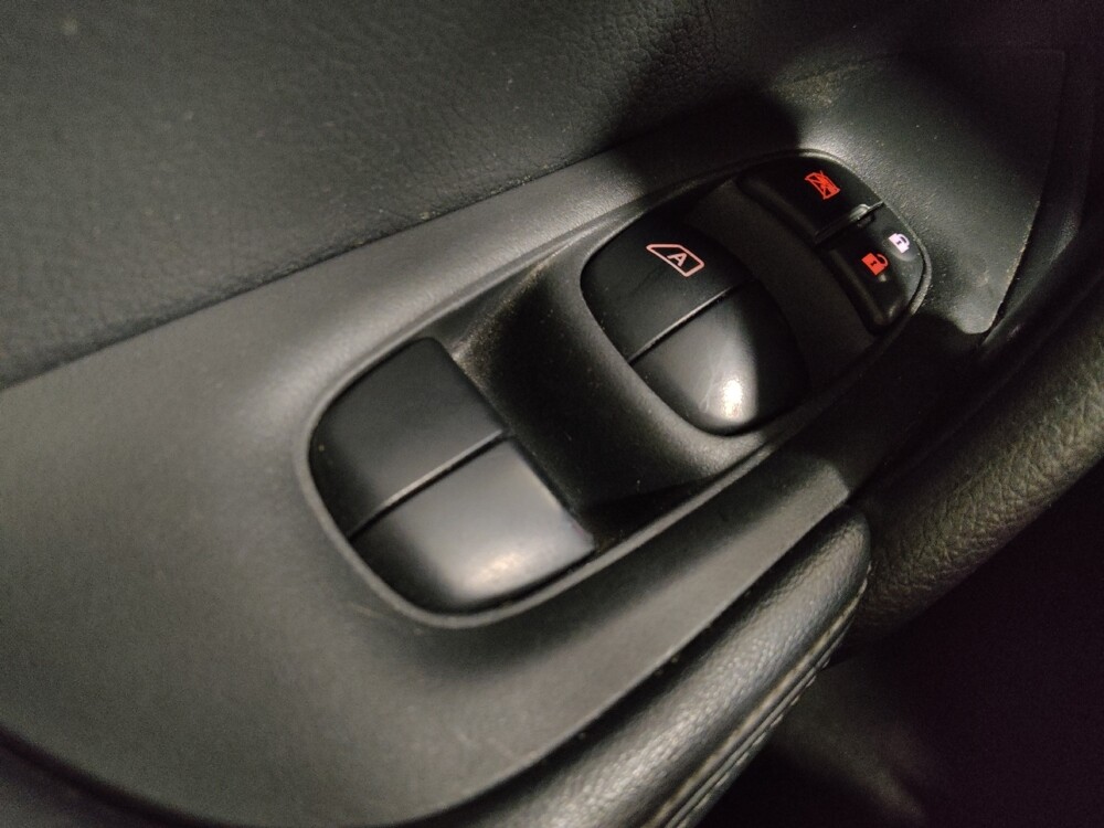 2019 Nissan Rogue in Stone Mountain, GA 30083 - 18090045 27