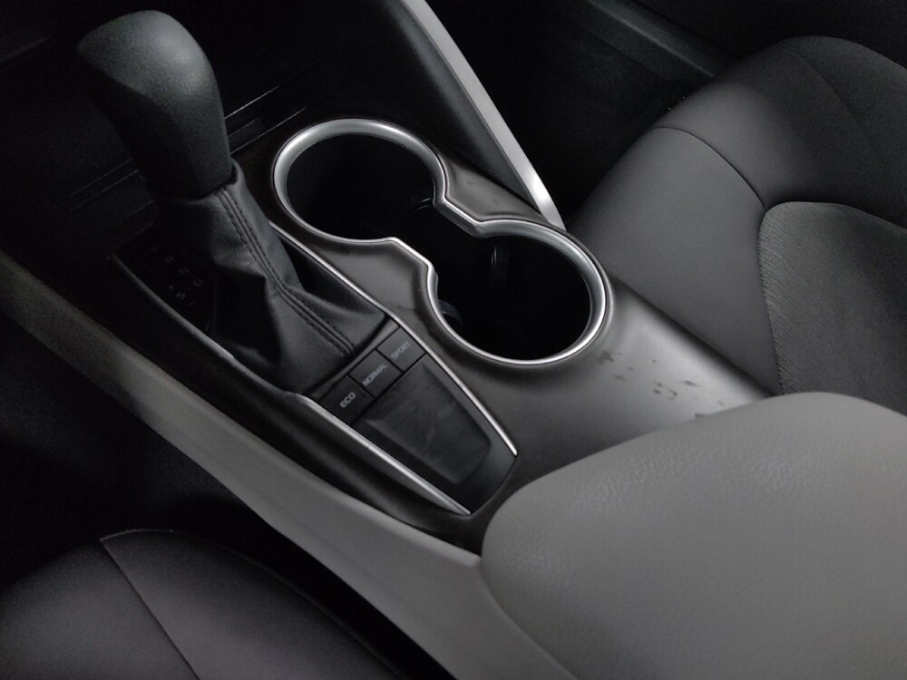 2022 Toyota Camry in Knoxville, TN 37923 - 18090049 26