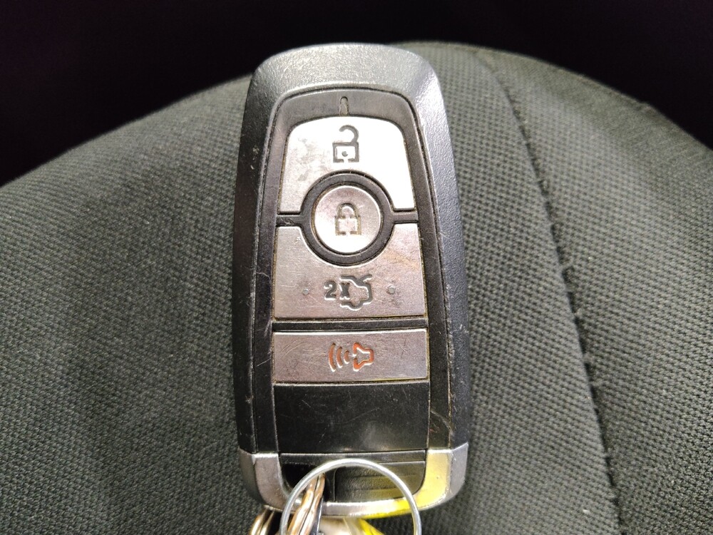 2019 Ford Fusion in Fort Worth, TX 76116 - 18090056 32