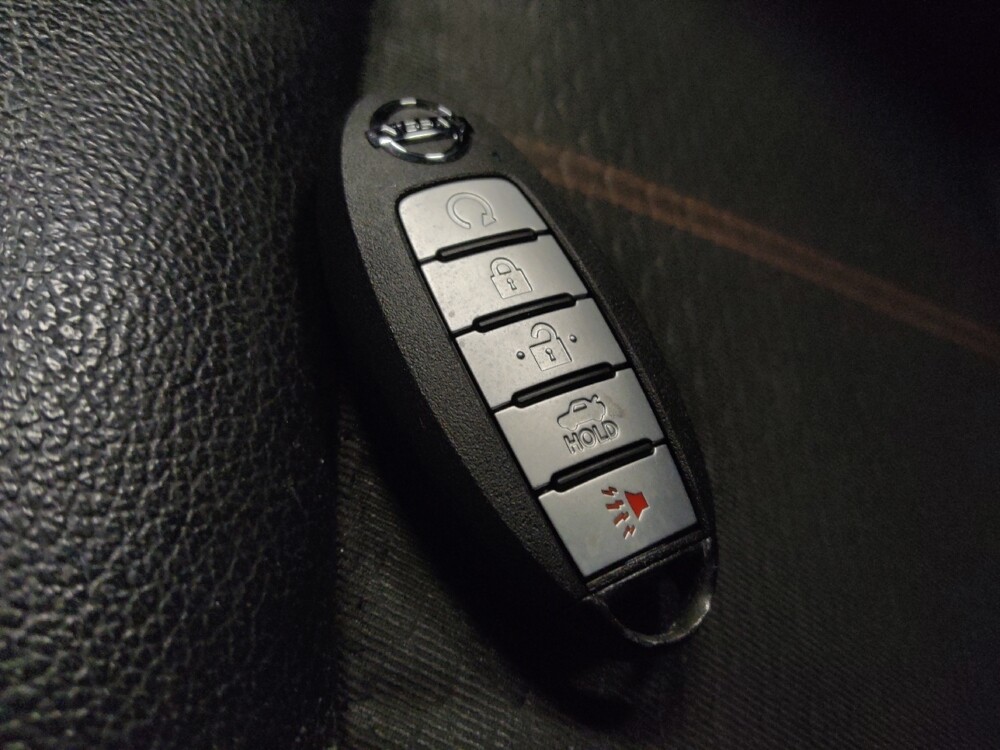 2020 Nissan Altima in Tucson, AZ 85705 - 18090072 32