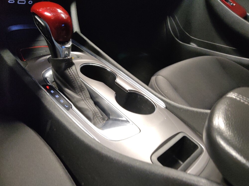 2021 Chevrolet Malibu in Tucson, AZ 85705 - 18090075 26