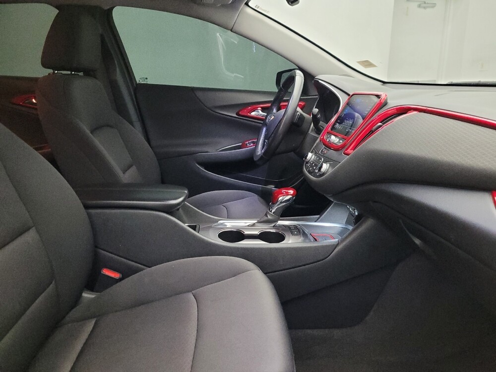 2021 Chevrolet Malibu in Tucson, AZ 85705 - 18090075 21