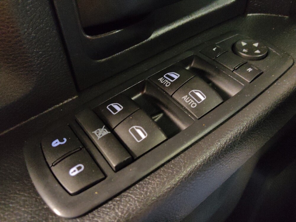 2016 RAM 1500 in Tucson, AZ 85705 - 18090077 27