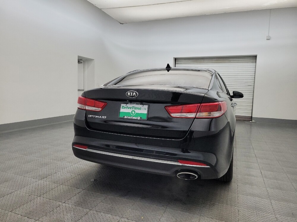 2018 Kia Optima in Tucson, AZ 85705 - 18090079 7