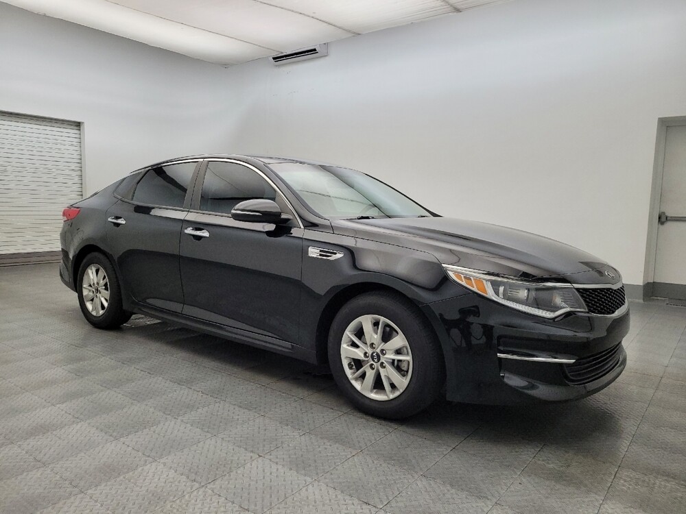 2018 Kia Optima in Tucson, AZ 85705 - 18090079 11