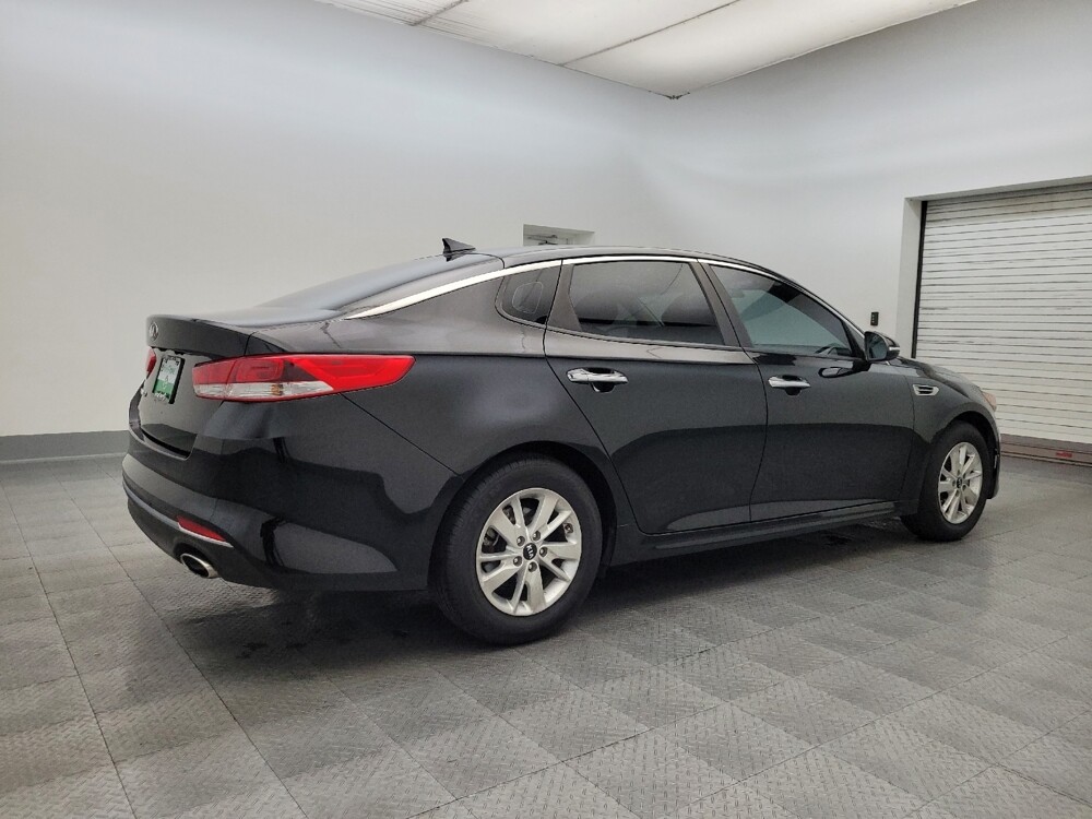 2018 Kia Optima in Tucson, AZ 85705 - 18090079 10
