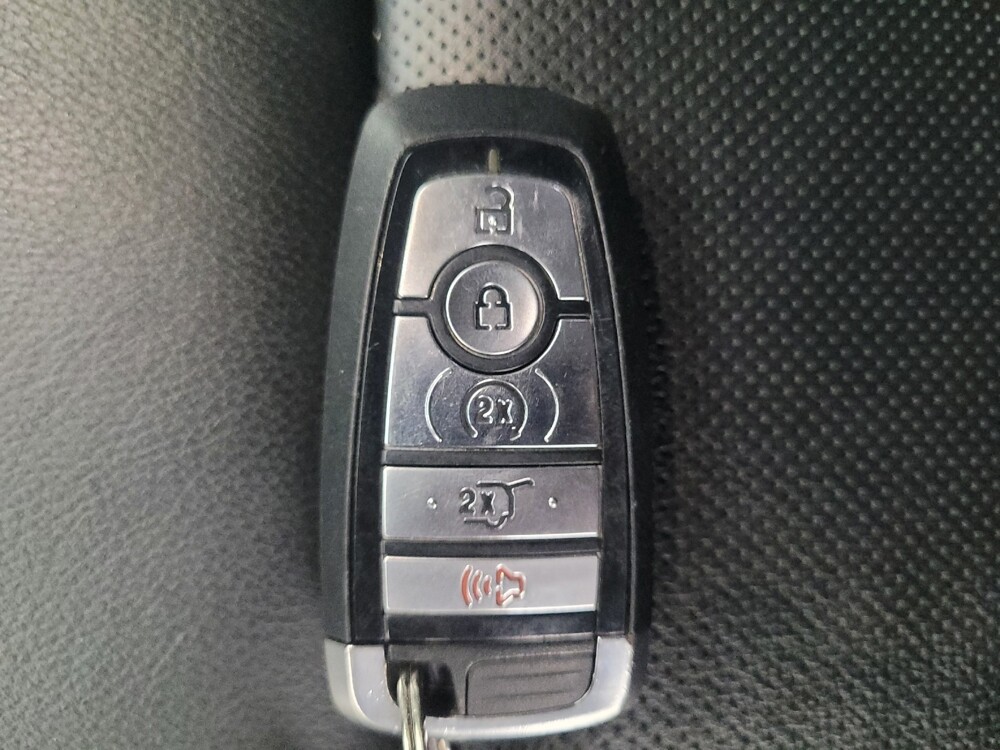 2020 Ford Explorer in Tallahassee, FL 32304 - 18090080 32