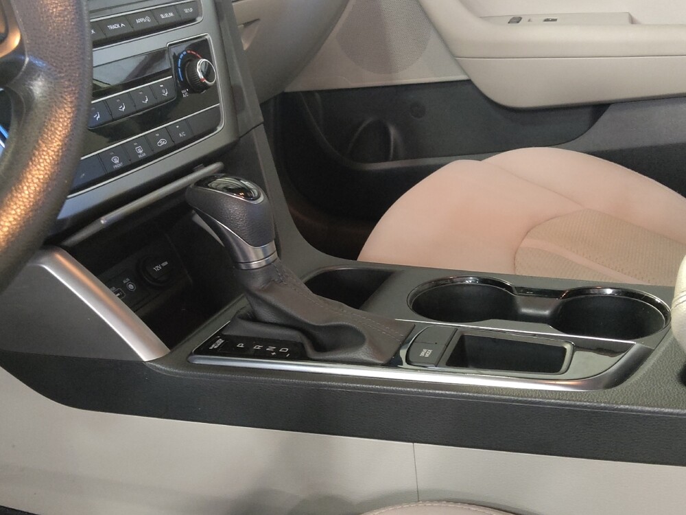 2017 Hyundai Sonata in Lakeland, FL 33815 - 18090081 26