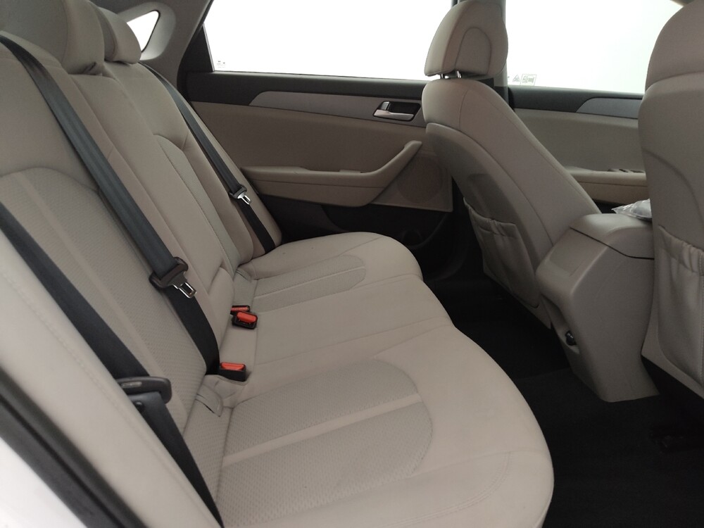 2017 Hyundai Sonata in Lakeland, FL 33815 - 18090081 19