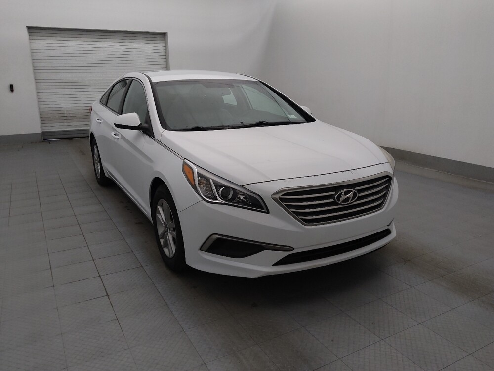 2017 Hyundai Sonata in Lakeland, FL 33815 - 18090081 14