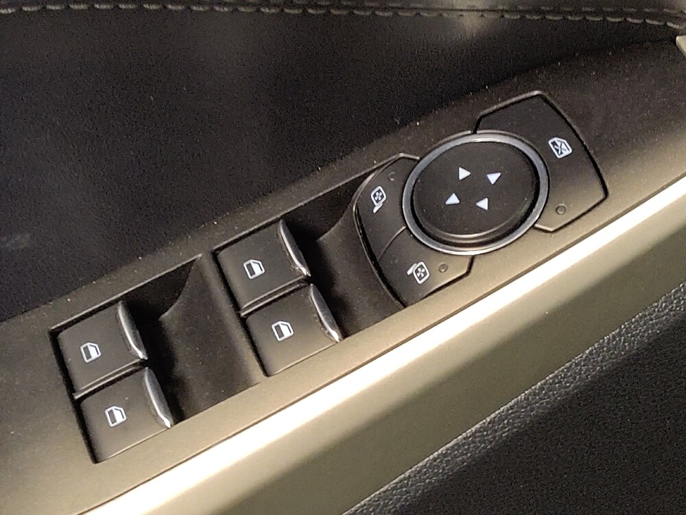 2022 Ford Explorer in Tallahassee, FL 32304 - 18090082 27