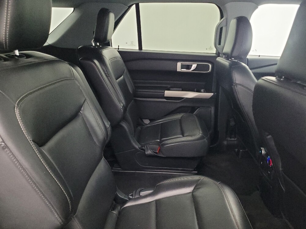 2022 Ford Explorer in Tallahassee, FL 32304 - 18090082 19