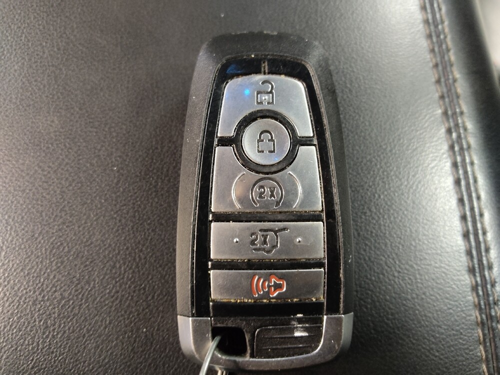 2022 Ford Explorer in Tallahassee, FL 32304 - 18090082 32