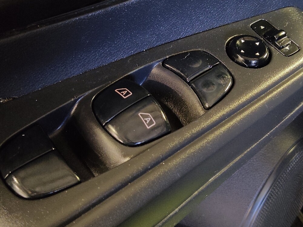 2019 Nissan Kicks in Lakeland, FL 33815 - 18090083 27