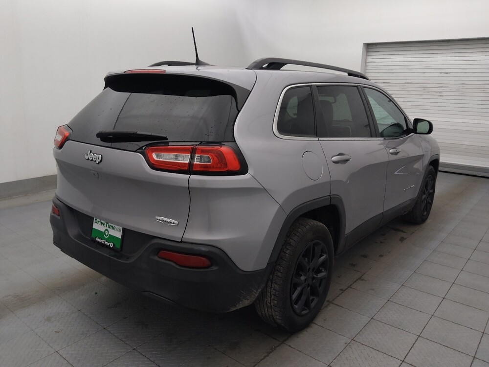 2018 Jeep Cherokee in Fort Myers, FL 33907 - 18090088 9