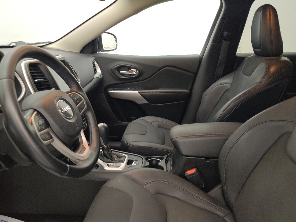 2018 Jeep Cherokee in Fort Myers, FL 33907 - 18090088 17