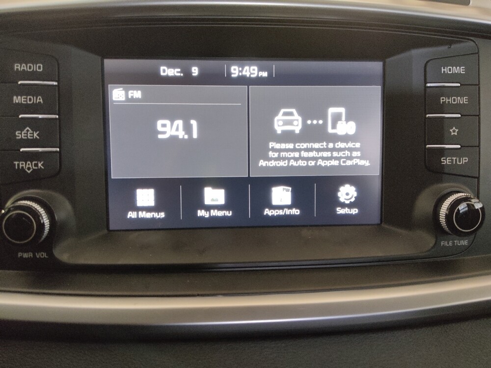 2020 Kia Sorento in Tampa, FL 33619 - 18090089 25