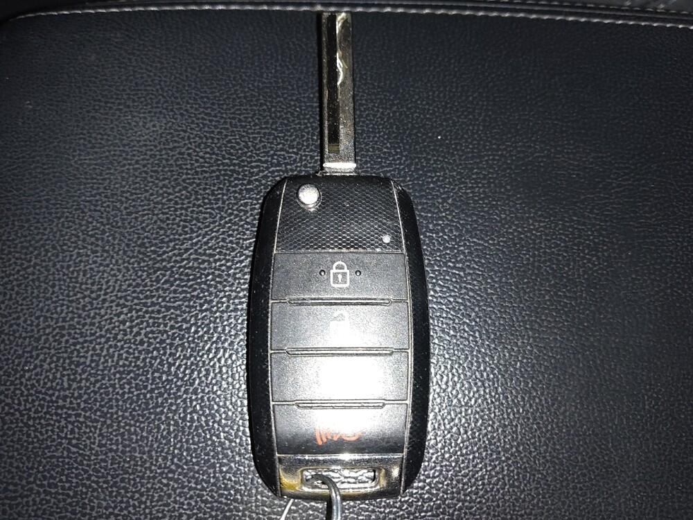 2020 Kia Sorento in Tampa, FL 33619 - 18090089 32