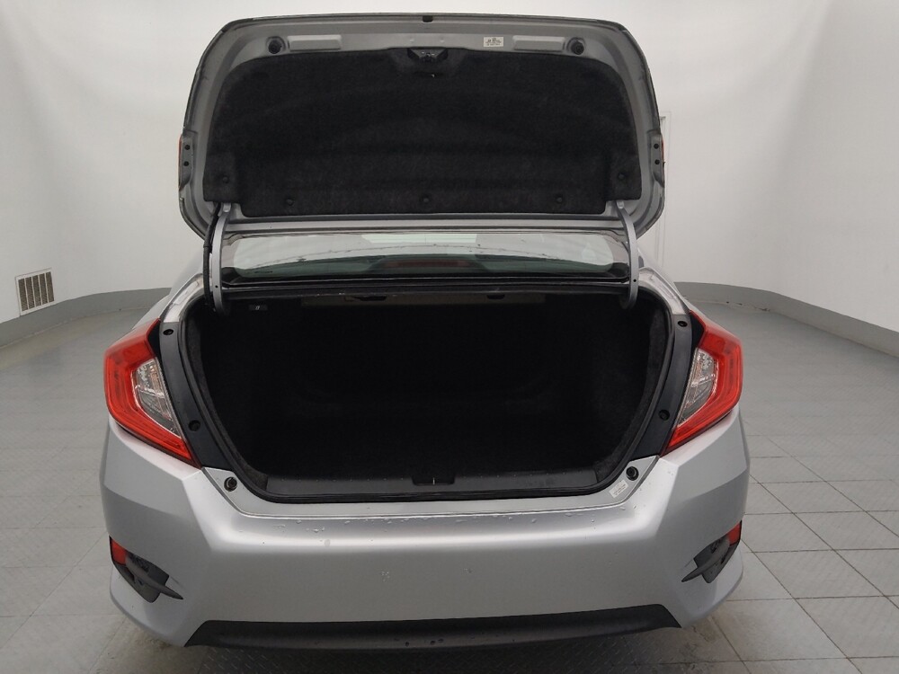 2017 Honda Civic in Tampa, FL 33612 - 18090093 29